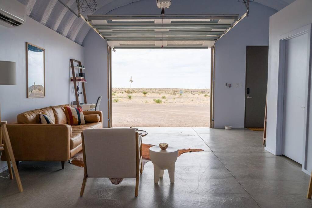 Desert Sky - Modern Oasis On 5 Acres In Marfa Villa Exterior photo