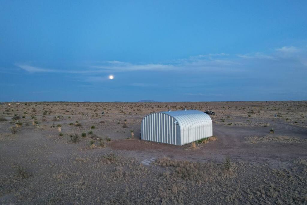 Desert Sky - Modern Oasis On 5 Acres In Marfa Villa Exterior photo