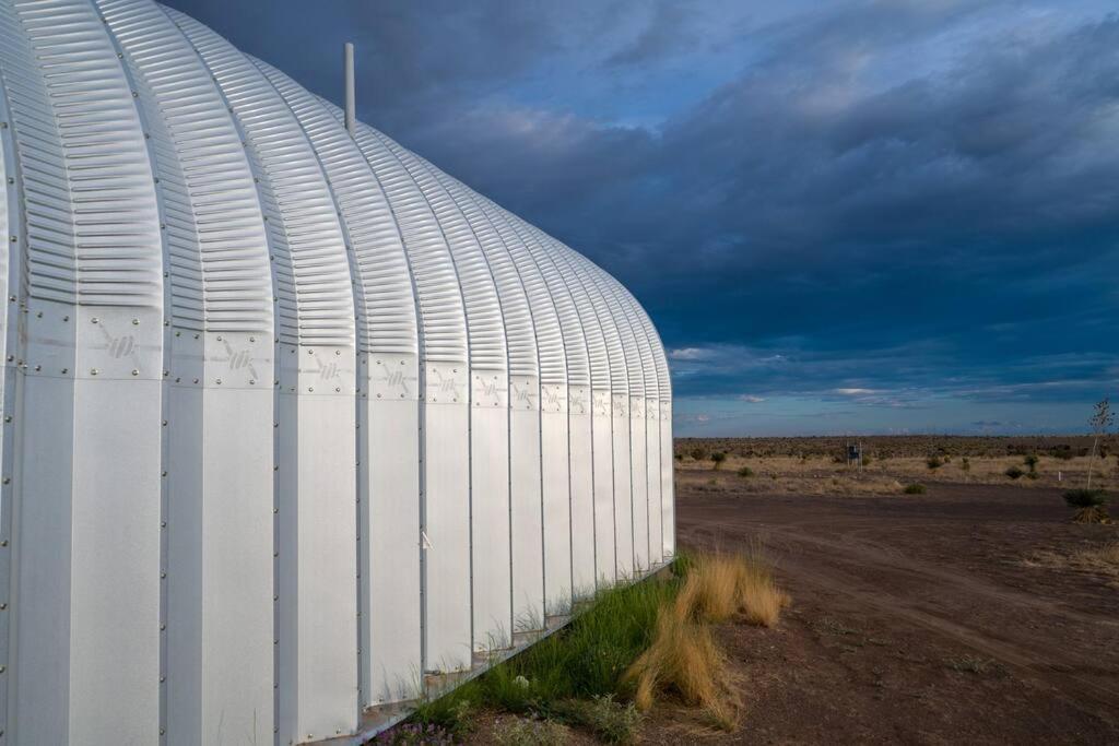 Desert Sky - Modern Oasis On 5 Acres In Marfa Villa Exterior photo