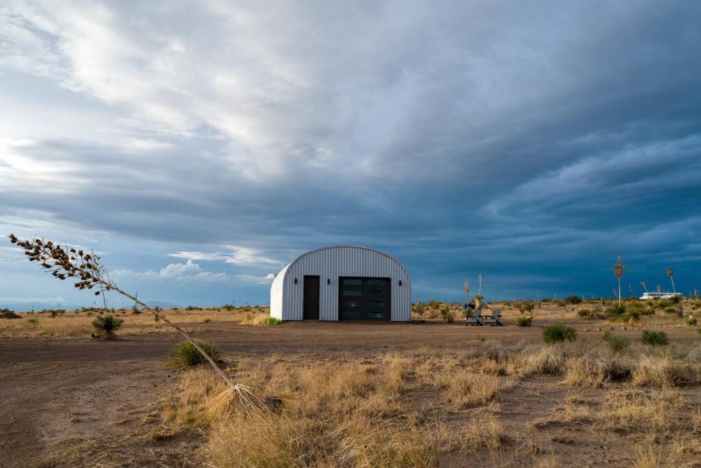 Desert Sky - Modern Oasis On 5 Acres In Marfa Villa Exterior photo